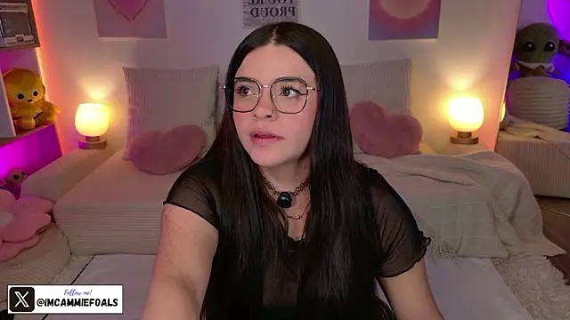 cammiefoalss online show from March 5, 7:21 pm