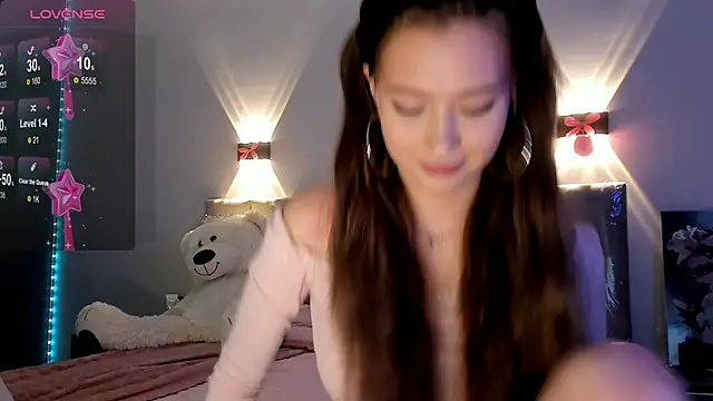 Snapshot of diana_nier chatting on September 10, 6:41 pm diana nier online show from September 10, 6:41 pm