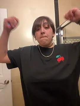 Snapshot of ThicBunz chatting on March 6, 8:59 pm ThicBunz online show from March 6, 8:59 pm