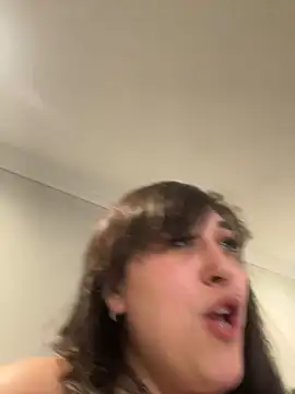 Snapshot of ThicBunz chatting on March 15, 1:18 pm ThicBunz online show from March 15, 1:18 pm