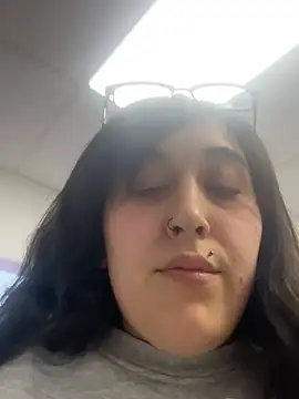 Snapshot of ThicBunz chatting on March 17, 10:17 pm ThicBunz online show from March 17, 10:17 pm