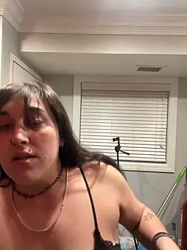 Snapshot of ThicBunz chatting on March 20, 11:12 pm ThicBunz online show from March 20, 11:12 pm