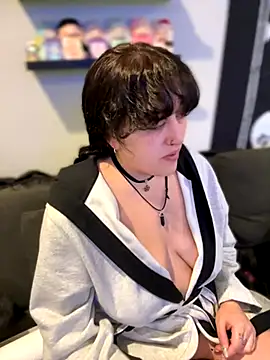 Snapshot of ThicBunz chatting on October 26, 3:51 pm ThicBunz online show from October 26, 3:51 pm