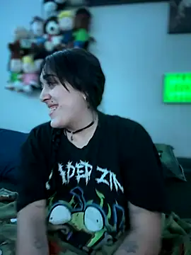 Snapshot of ThicBunz chatting on October 27, 3:54 am ThicBunz online show from October 27, 3:54 am