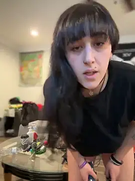 Snapshot of ThicBunz chatting on November 5, 4:29 pm ThicBunz online show from November 5, 4:29 pm