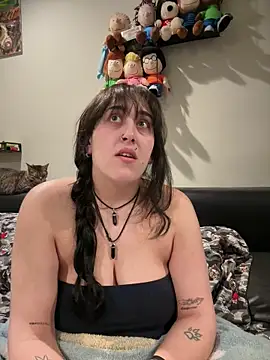 ThicBunz online show from March 17, 1:10 am