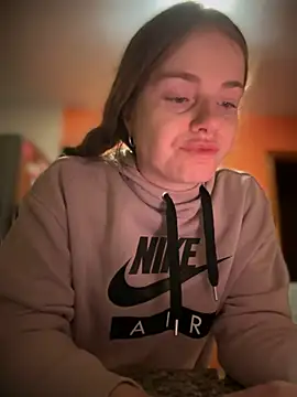 Piinkpandora online show from April 23, 8:00 pm