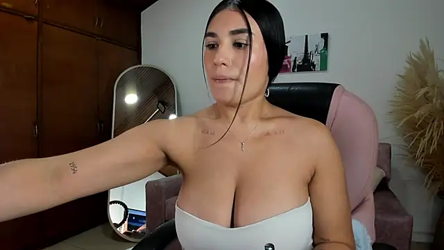 Alheli 16 online show from February 24, 12:25 pm