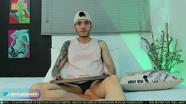 Tylergiuseppe  online show from March 18, 8:15 pm