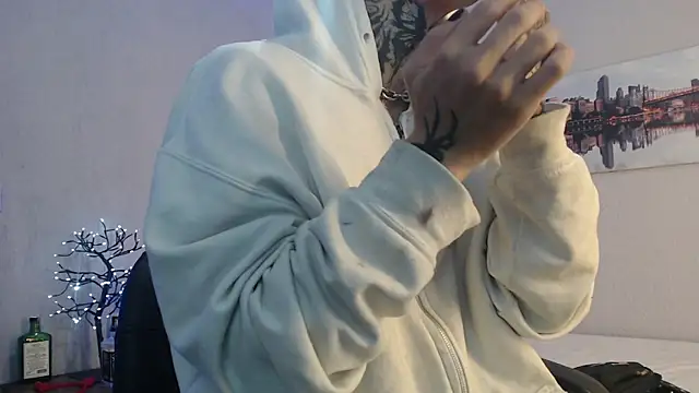 Andy bapho online show from December 28, 4:30 pm