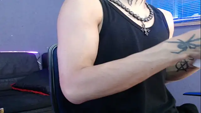 Snapshot of Andy_bapho chatting on December 3, 2:48 pm Andy bapho online show from December 3, 2:48 pm