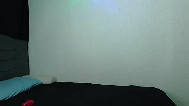 sexybat twink online show from January 26, 5:44 pm