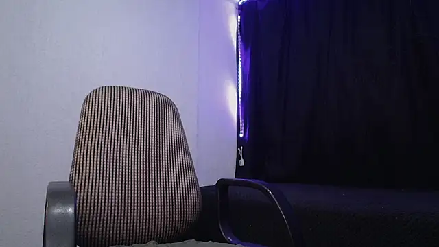 sexybat twink online show from March 15, 1:30 am