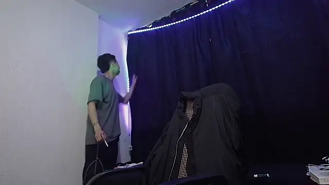 sexybat twink online show from March 17, 1:08 pm