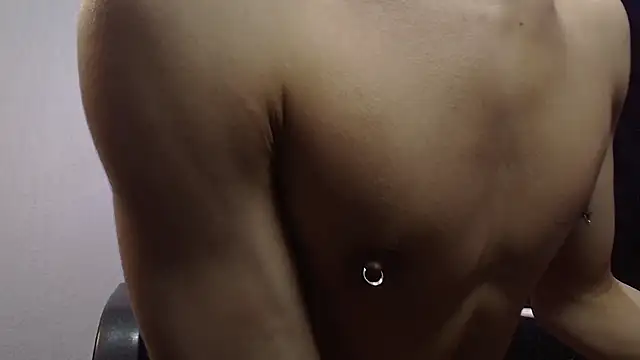 sexybat twink online show from March 18, 5:10 pm