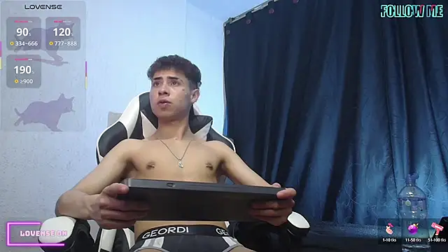 sexybat twink online show from October 9, 9:35 pm