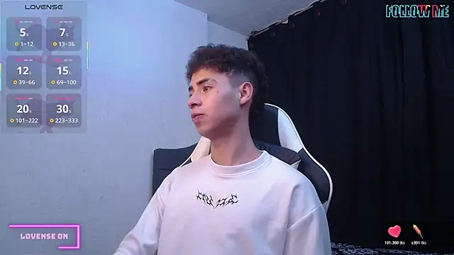 sexybat twink online show from October 29, 10:22 pm