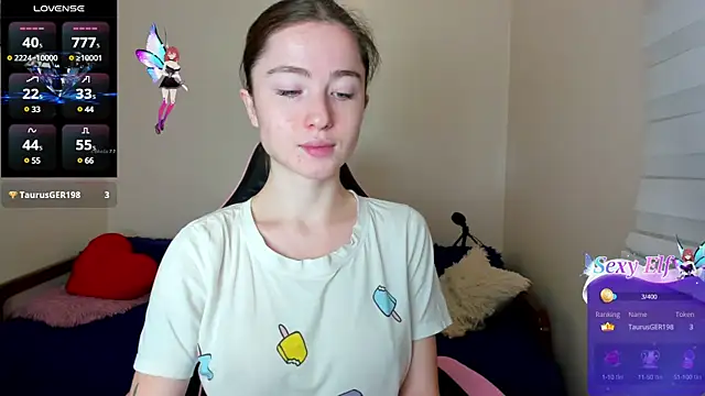 Snapshot of Luxuryalma chatting on December 7, 6:21 am Luxuryalma online show from December 7, 6:21 am