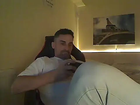 amydamarw online show from February 23, 6:27 pm