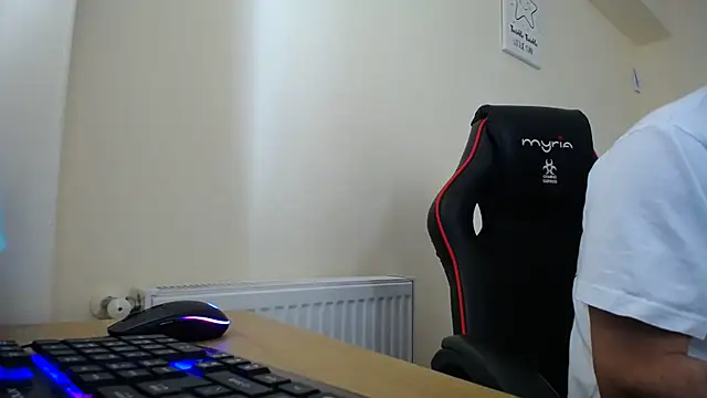 amydamarw online show from April 8, 11:54 am