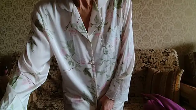 Elegant00Lady online show from October 12, 5:50 am