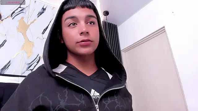 Seductivo jr online show from December 5, 4:21 am