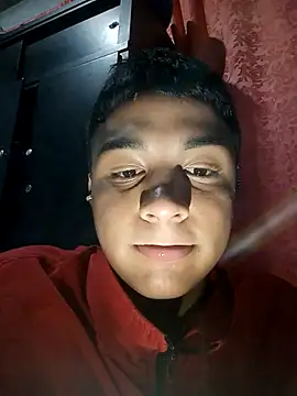 Snapshot of Seductivo_jr chatting on May 5, 5:26 am Seductivo jr online show from May 5, 5:26 am