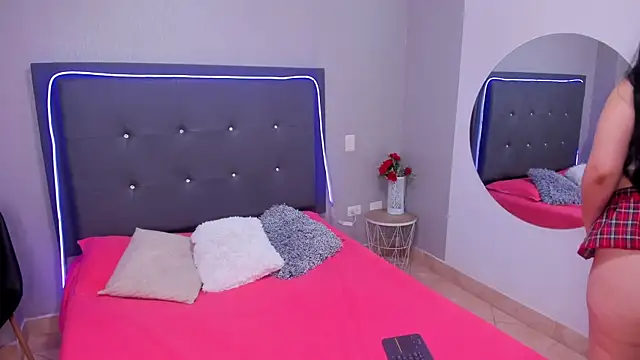 emma lye online show from March 14, 11:32 pm