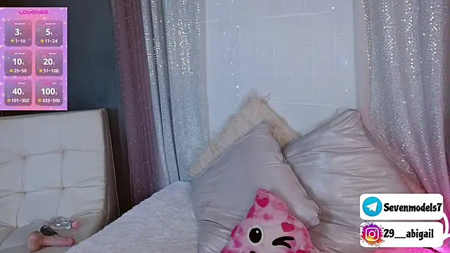 Abigail 29 online show from December 20, 12:27 pm