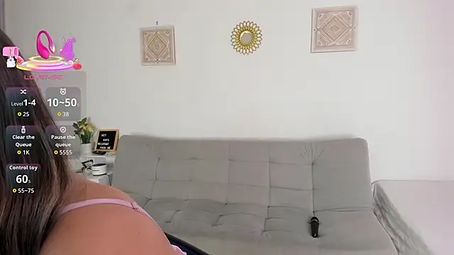 Snapshot of Abigail_29 chatting on November 8, 12:16 pm Abigail 29 online show from November 8, 12:16 pm