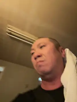 chih515 online show from April 19, 12:00 am