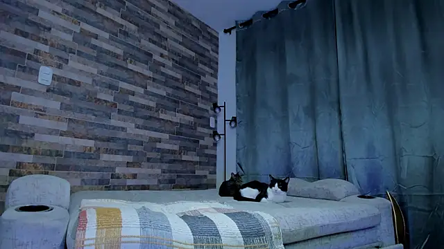 Snapshot of zaiin_diesel chatting on January 30, 1:22 am zaiin diesel online show from January 30, 1:22 am