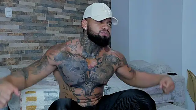 Snapshot of zaiin_diesel chatting on March 22, 11:42 pm zaiin diesel online show from March 22, 11:42 pm