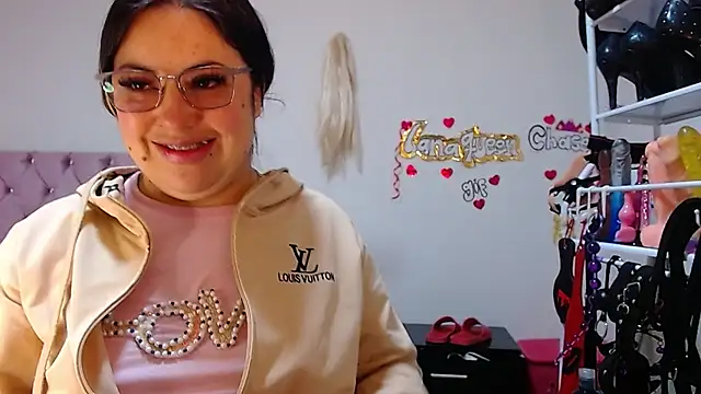 lanaqueen699 online show from October 16, 12:17 pm