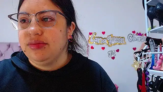 Snapshot of lanaqueen699 chatting on November 6, 12:17 pm lanaqueen699 online show from November 6, 12:17 pm