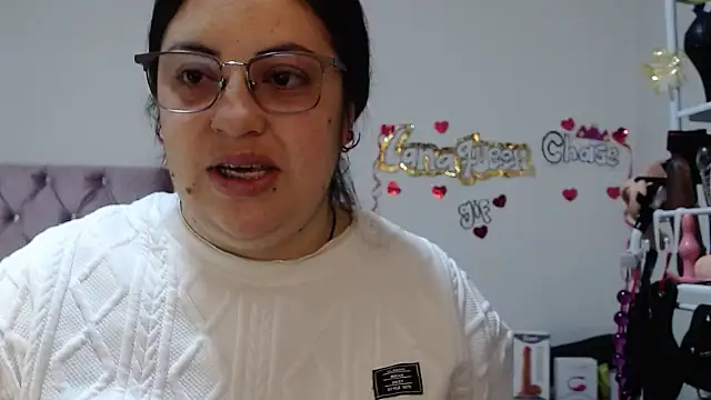 Snapshot of lanaqueen699 chatting on December 2, 12:32 pm lanaqueen699 online show from December 2, 12:32 pm