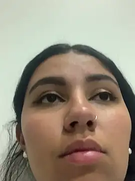 Larabrooks online show from February 11, 5:40 pm