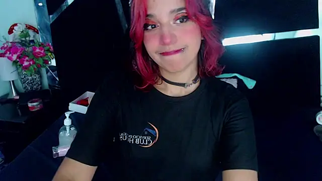 UnderBaby  online show from December 20, 9:50 pm