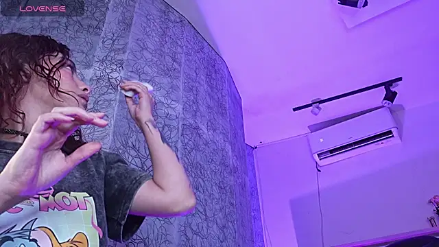 Melany Luv online show from April 6, 10:44 pm