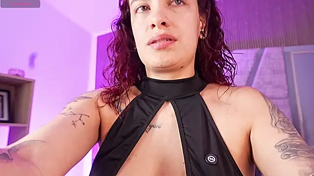 Snapshot of Melany_Luv chatting on May 6, 8:58 pm Melany Luv online show from May 6, 8:58 pm
