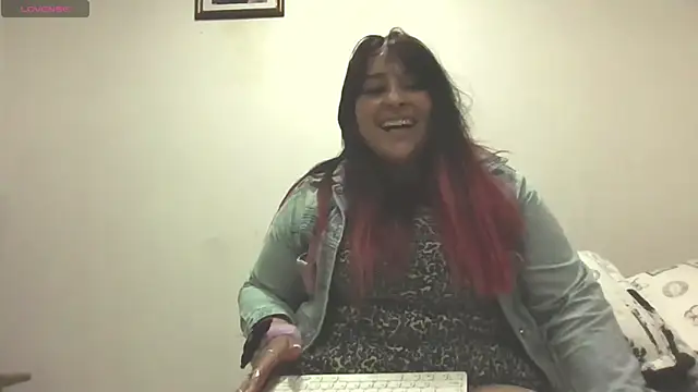 amydeepqueen online show from February 26, 10:58 am