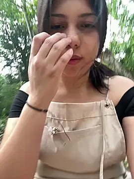 Maii chan online show from March 14, 9:00 pm