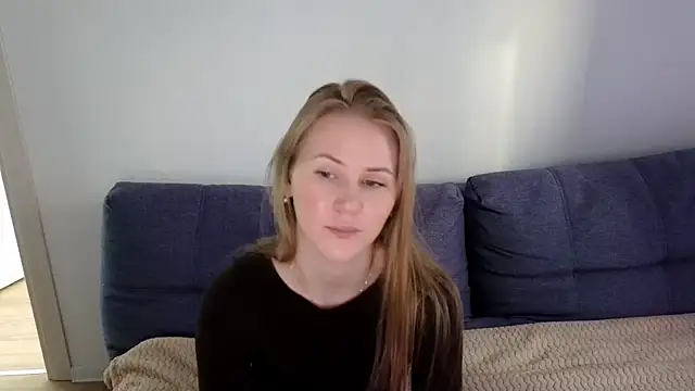 IsabelAllen online show from March 11, 8:41 am