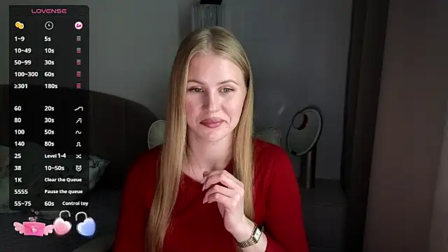 Snapshot of IsabelAllen chatting on June 17, 1:12 pm IsabelAllen online show from June 17, 1:12 pm