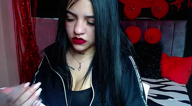 Violettasquirt online show from March 8, 1:57 pm