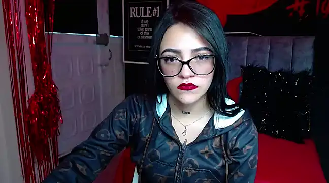 Violettasquirt online show from March 17, 1:50 pm