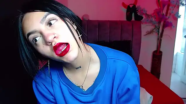 Violettasquirt online show from September 15, 2:06 pm