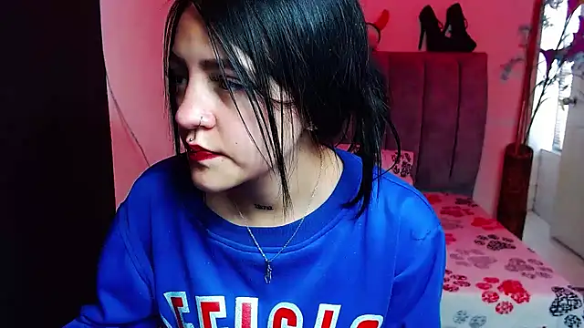 Violettasquirt online show from October 2, 1:29 pm