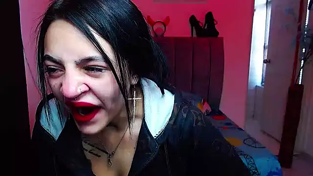 Violettasquirt online show from October 9, 1:09 pm