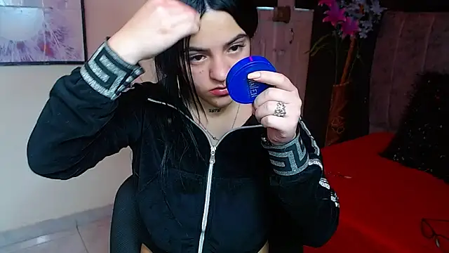 Violettasquirt online show from November 13, 3:55 pm